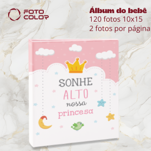 Álbum do bebê para 120 fotos 10x15 Album capa dura 18,4x24  Encadernado com rebites, folhas em plástico cristal. 4 folhas impressas para histórico do bebê com envelopes plásticos para proteção.  Esse é um álbum de tamanho maior, capacidade para duas fotos por página. Não aceita refil