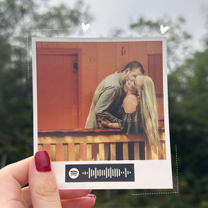 Polaroid com música papel fotográfico 9,5x7,5 frente personalizada, verso tradicional   No final do seu pedido, nos informe o nome da música e o cantor, na aba \"observação externa\"