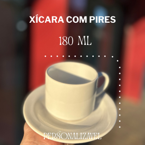 Xícara com pires 180 ml Cerâmica 180 ml   Clássica e elegante, perfeita para saborear seu café ou chá com estilo. A xicara vem com pires combinando, trazendo charme e praticidade para sua mesa, ideal para uso diario ou ocasiões especiais. Personalizável com nome, frase, fotos ou arte exclusiva.